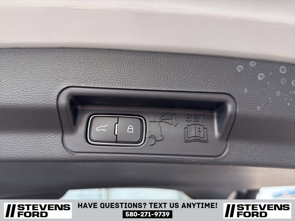 New 2026 Ford Explorer Active w/ Active Comfort Package image 20