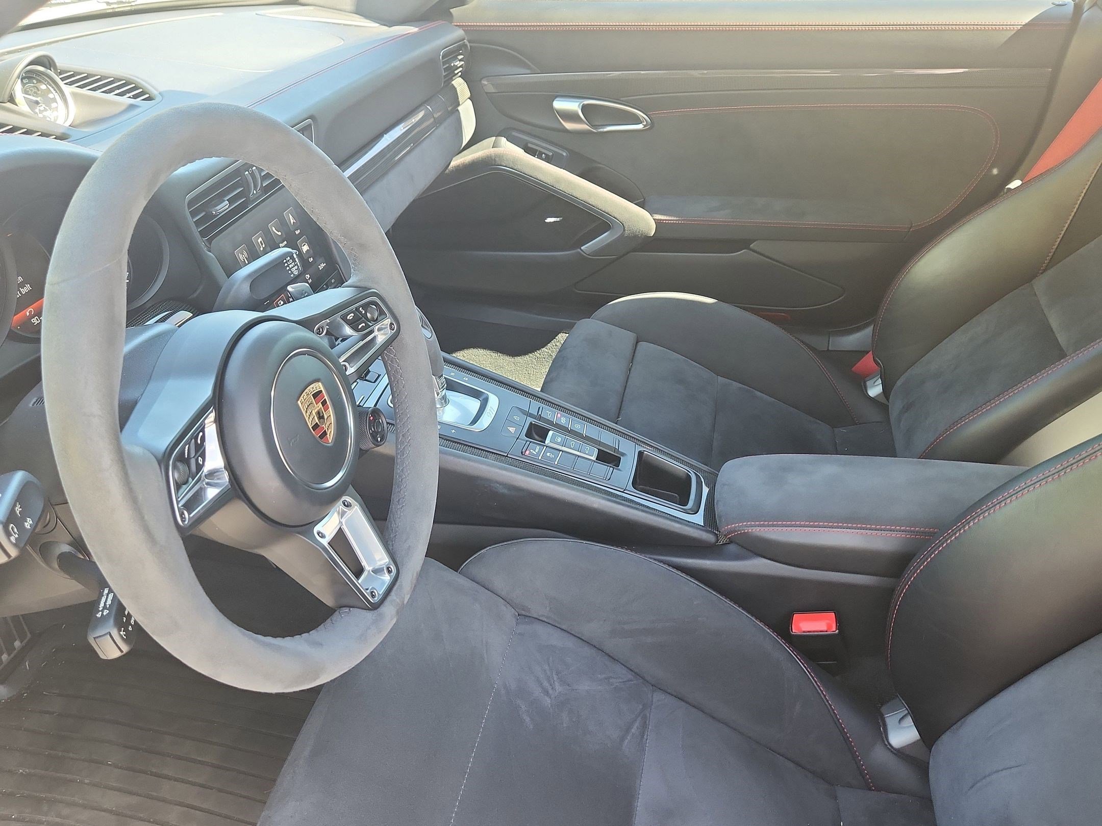 Used 2019 Porsche 911 Carrera GTS RWD image 12