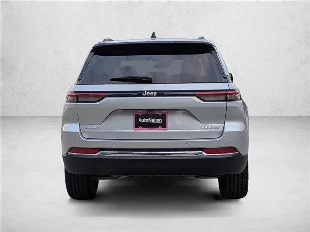 New 2025 Jeep Grand Cherokee Limited image 8