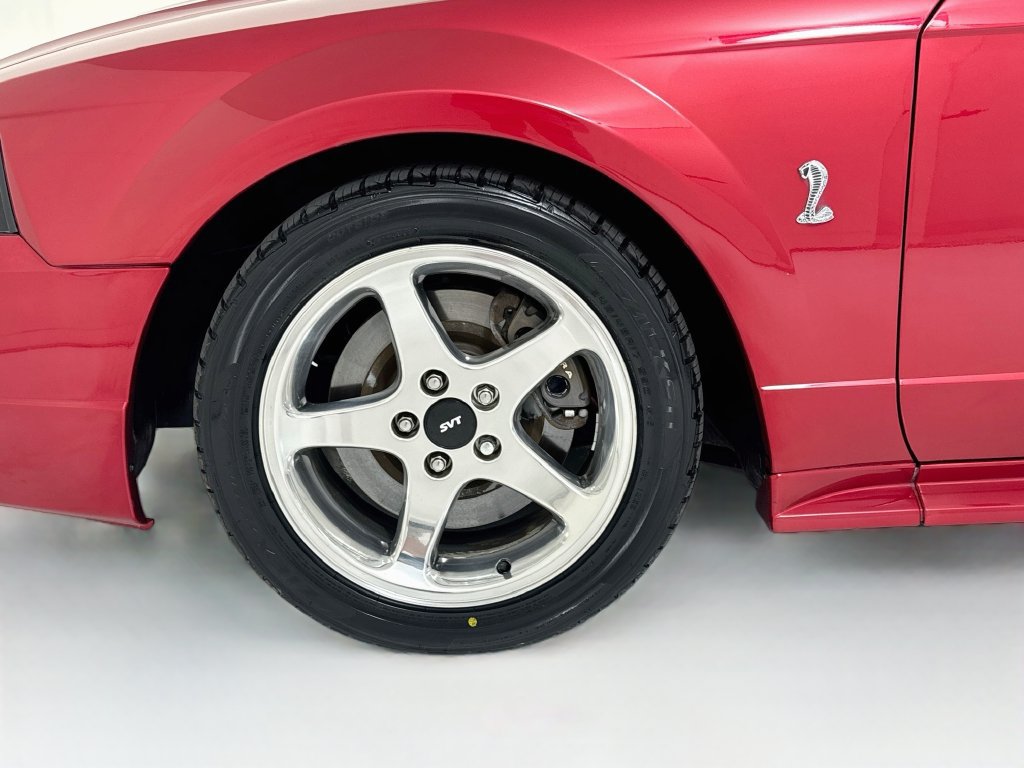 Used 2001 Ford Mustang Cobra RWD image 27
