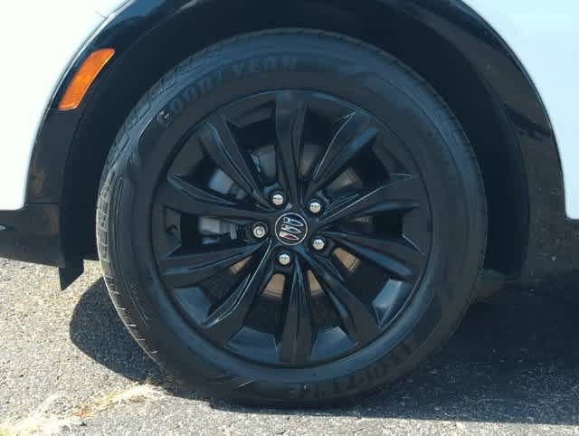 Used 2024 Buick Envista Sport Touring w/ Convenience I Package FWD image 14