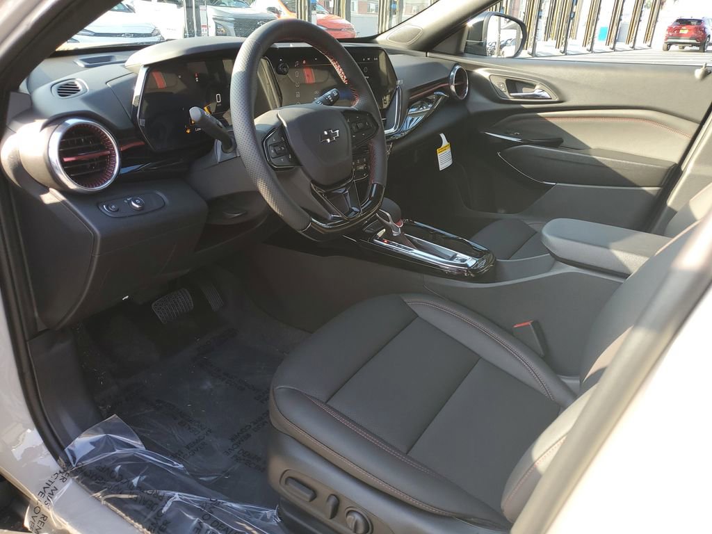 New 2026 Chevrolet Trax RS w/ Driver Confidence Package image 18