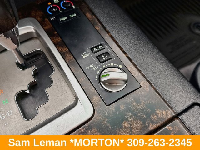 Used 2015 Toyota Land Cruiser AWD/4WD image 40