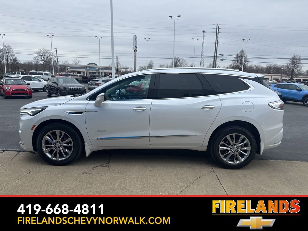 Certified 2024 Buick Enclave Avenir w/ Avenir Technology Package image 4