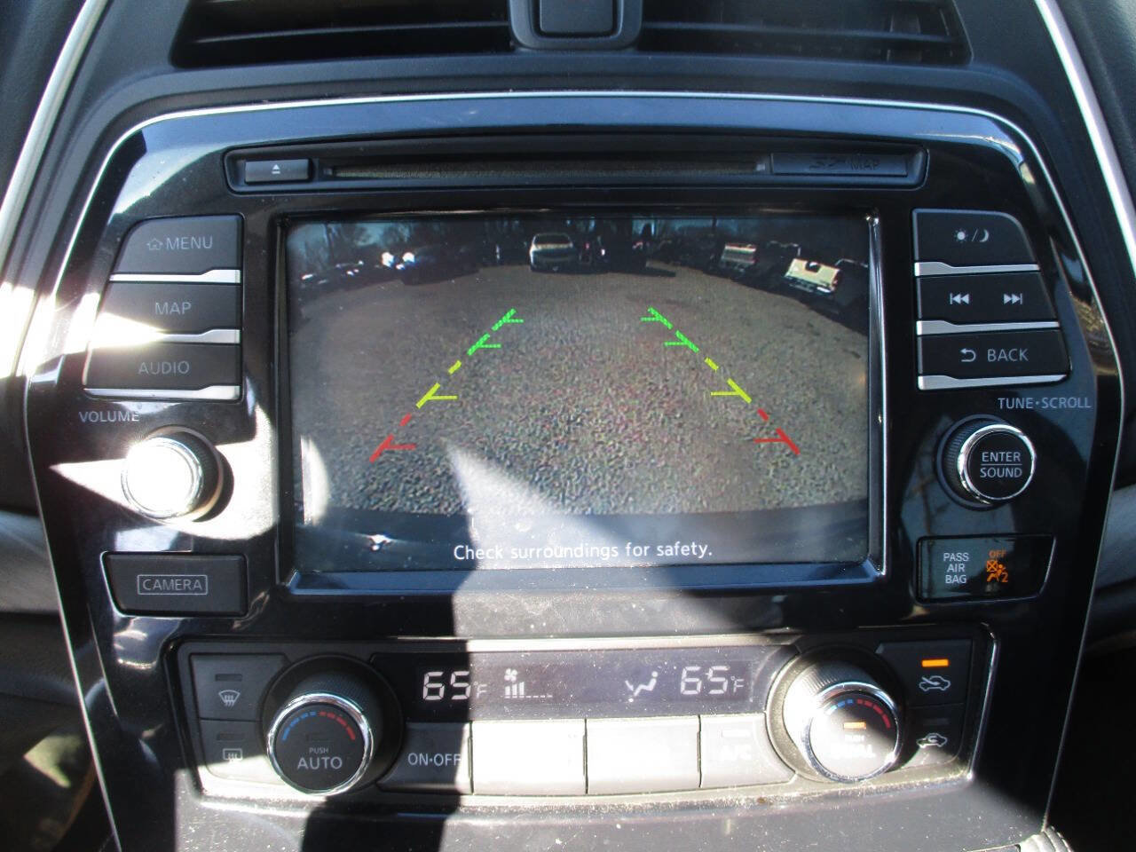 Used 2017 Nissan Maxima 3.5 SV image 10