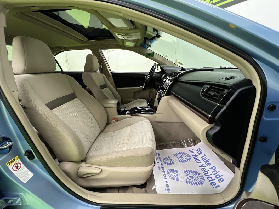 Used 2013 Toyota Camry XLE FWD image 29