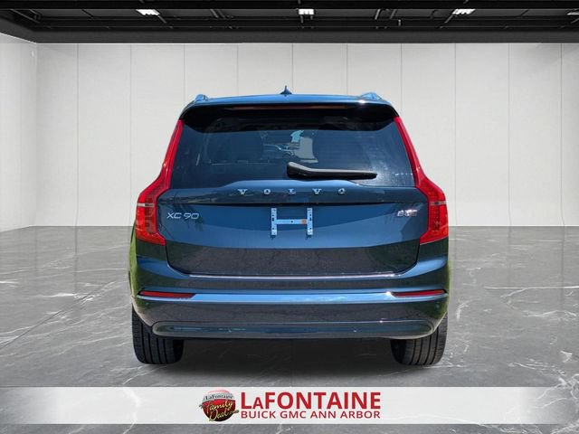 Used 2024 Volvo XC90 B5 Plus w/ Protection Package Premier AWD/4WD image 4