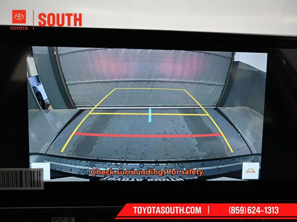 Used 2026 Toyota Camry XLE image 13