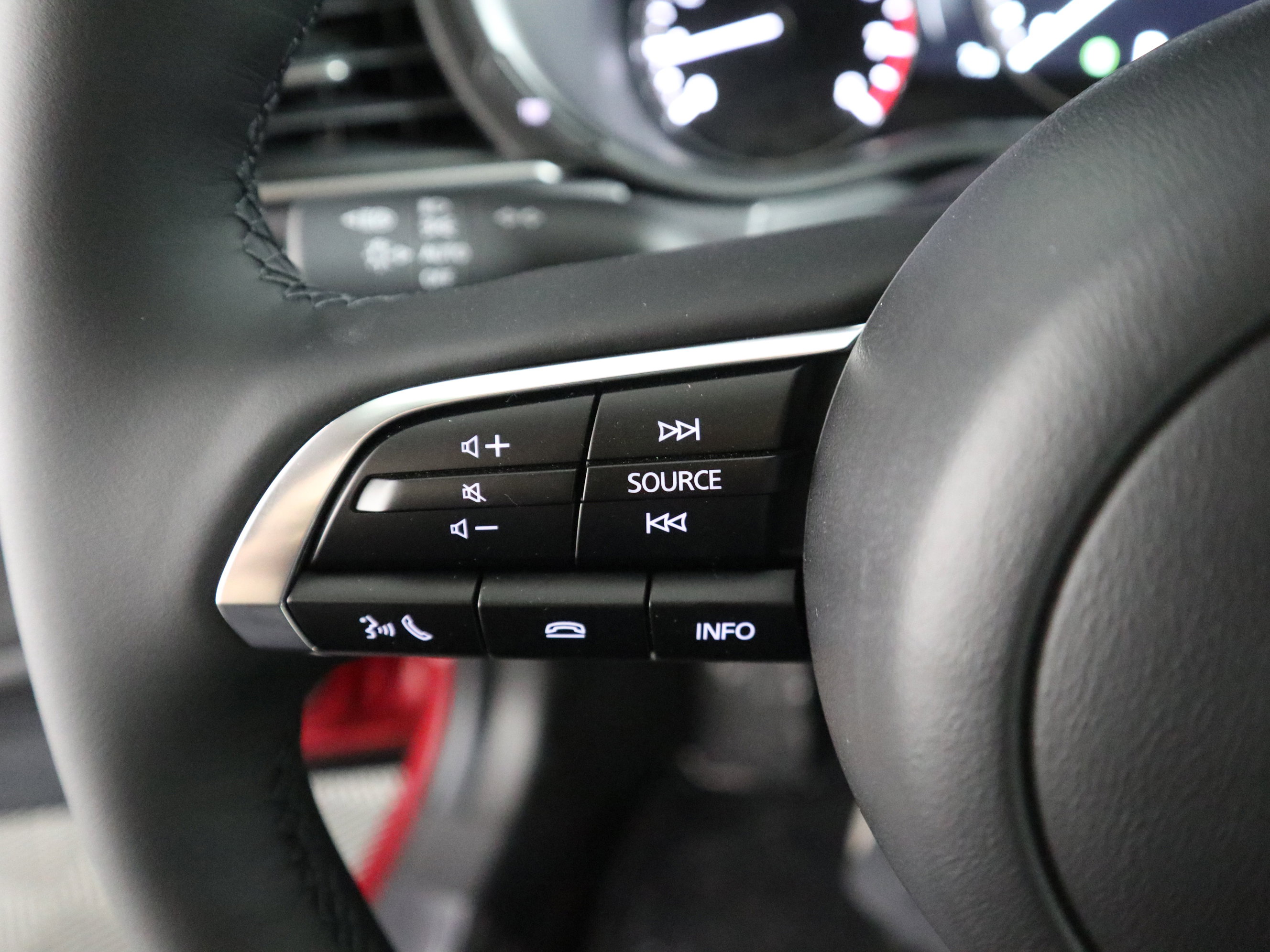 New 2026 MAZDA CX-30 AWD 2.5 S w/ Premium Package image 25
