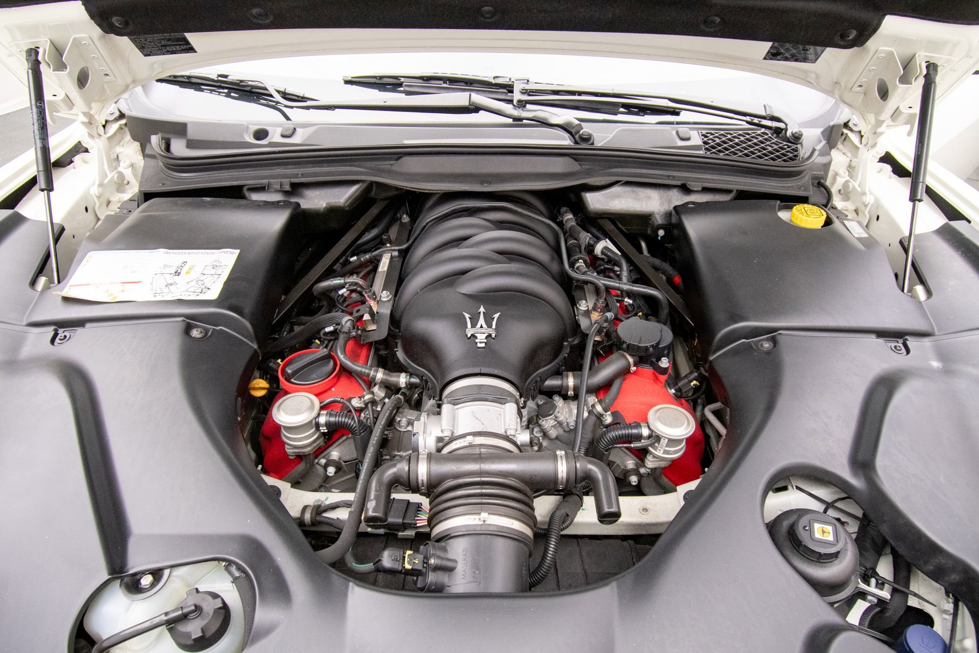 Used 2018 Maserati GranTurismo Sport image 37