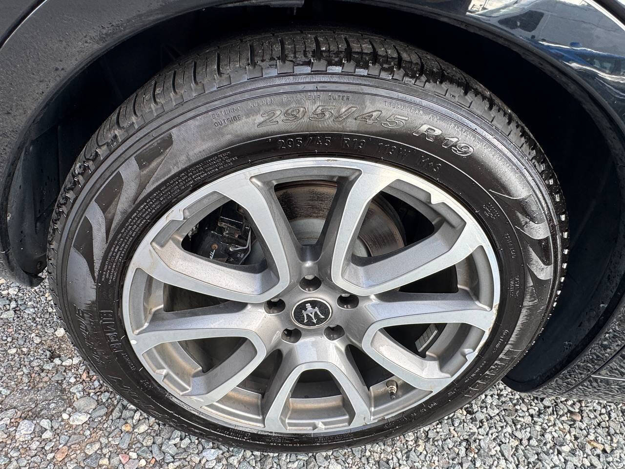 Used 2020 Maserati Levante S AWD/4WD image 28