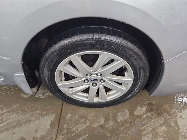 Used 2015 Subaru Impreza 2.0i Premium image 11