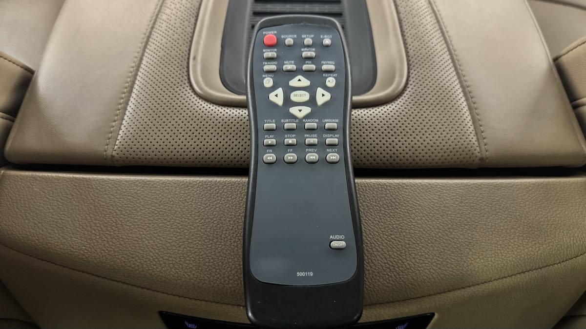 Used 2019 Cadillac Escalade Platinum AWD/4WD image 40
