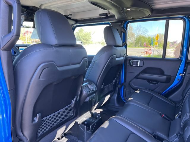 New 2026 Jeep Gladiator Sport AWD/4WD image 28