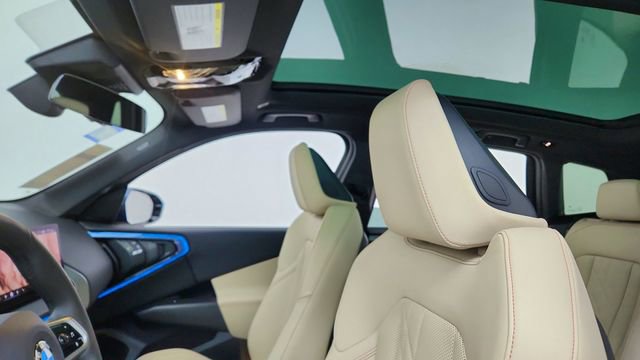 Used 2025 BMW X3 xDrive30i w/ Premium Package image 33