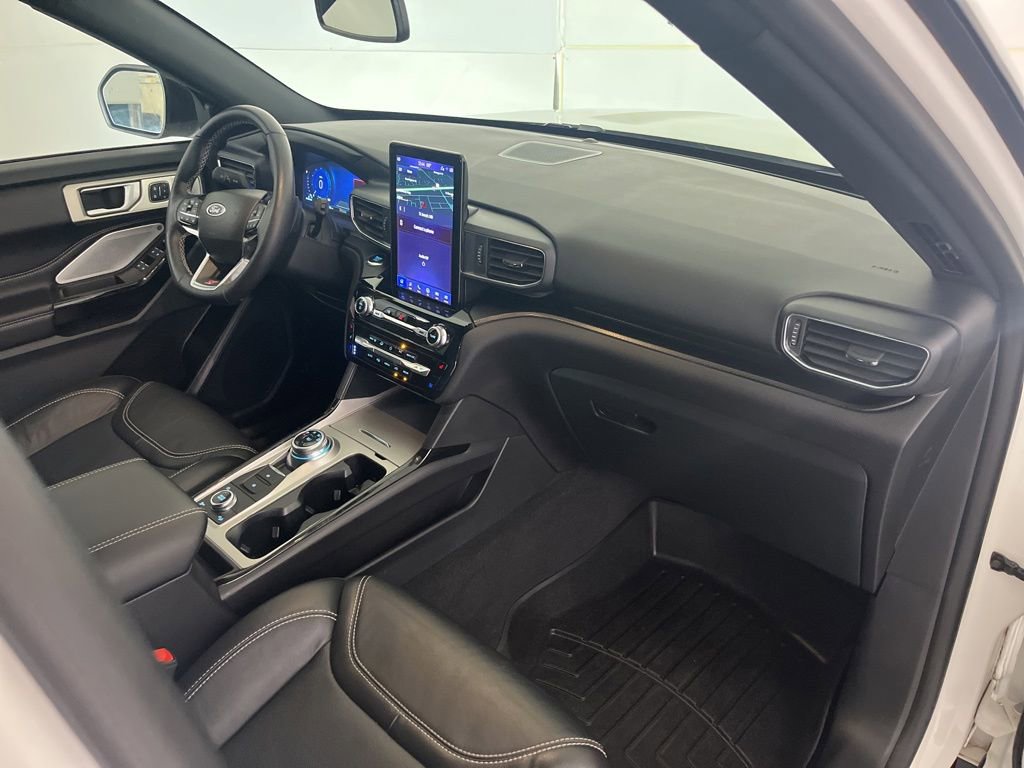 Used 2023 Ford Explorer ST w/ Equipment Group 401A AWD/4WD image 24