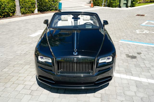 Used 2018 Rolls-Royce Dawn image 5