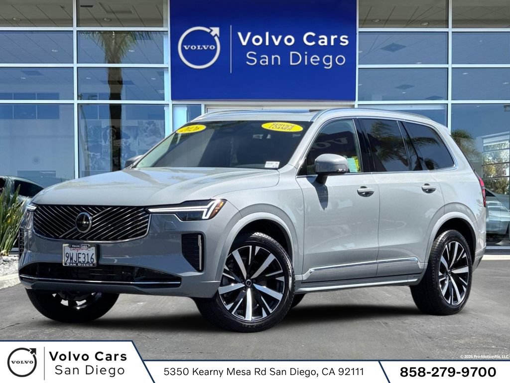 New 2026 Volvo XC90 B5 Core AWD/4WD image 1