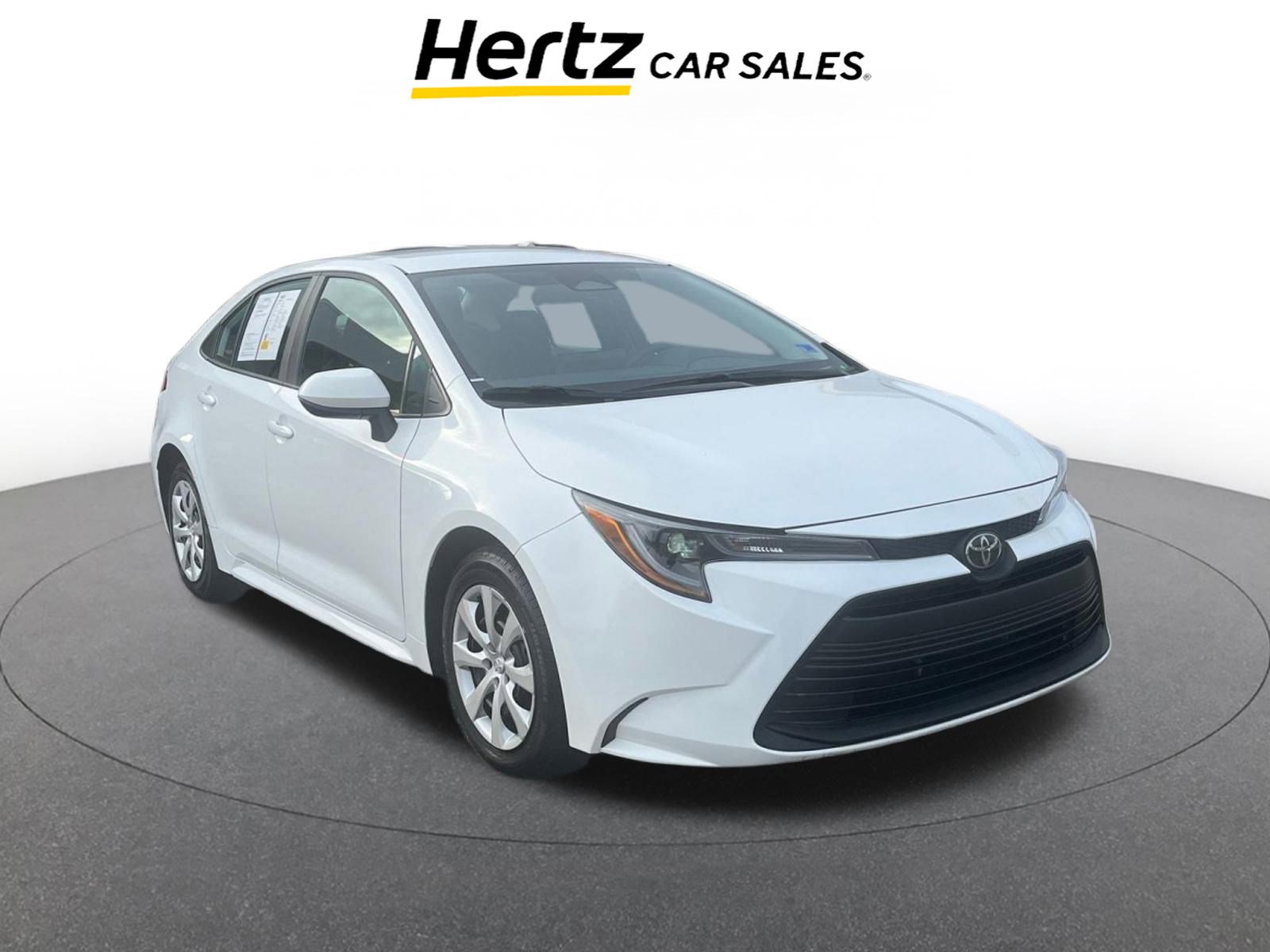 Used 2025 Toyota Corolla LE image 1