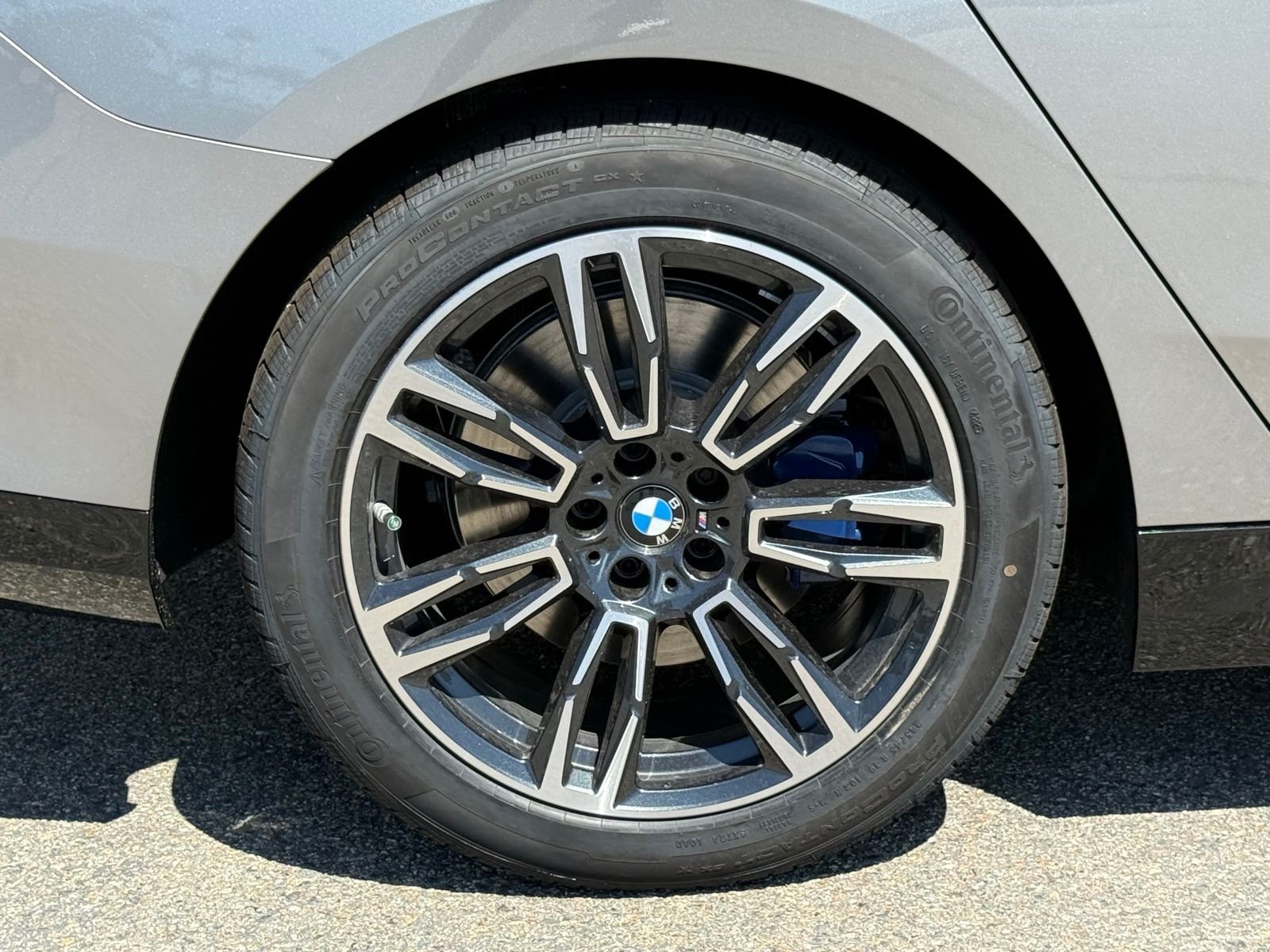 New 2026 BMW 530i w/ M Sport Package RWD image 17