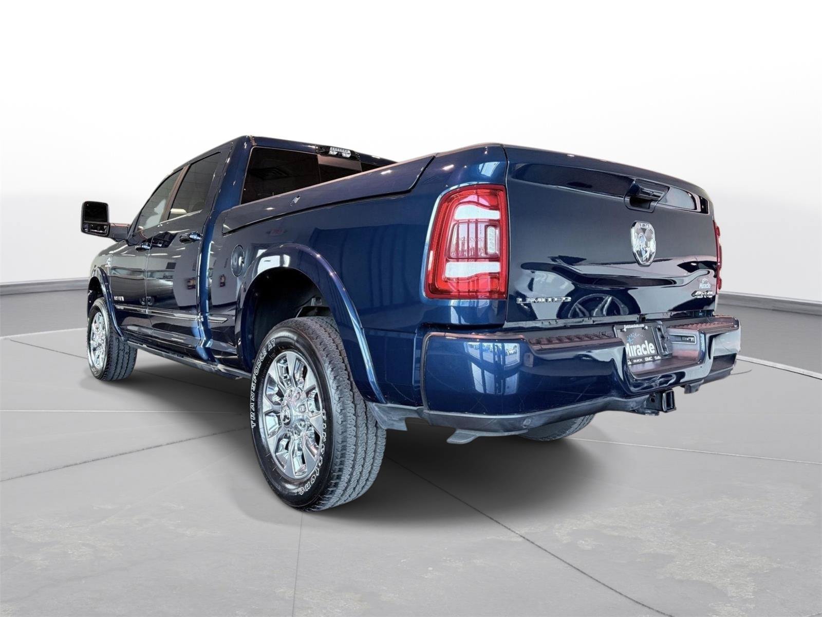 Used 2024 RAM 3500 Limited AWD/4WD image 7