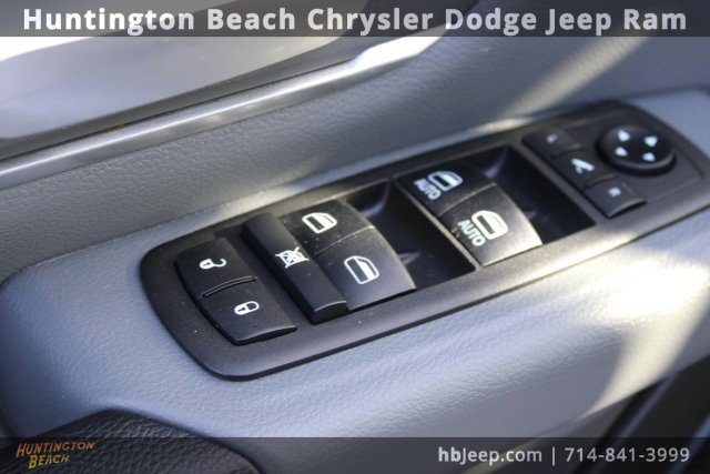 Used 2021 RAM 1500 Big Horn image 12