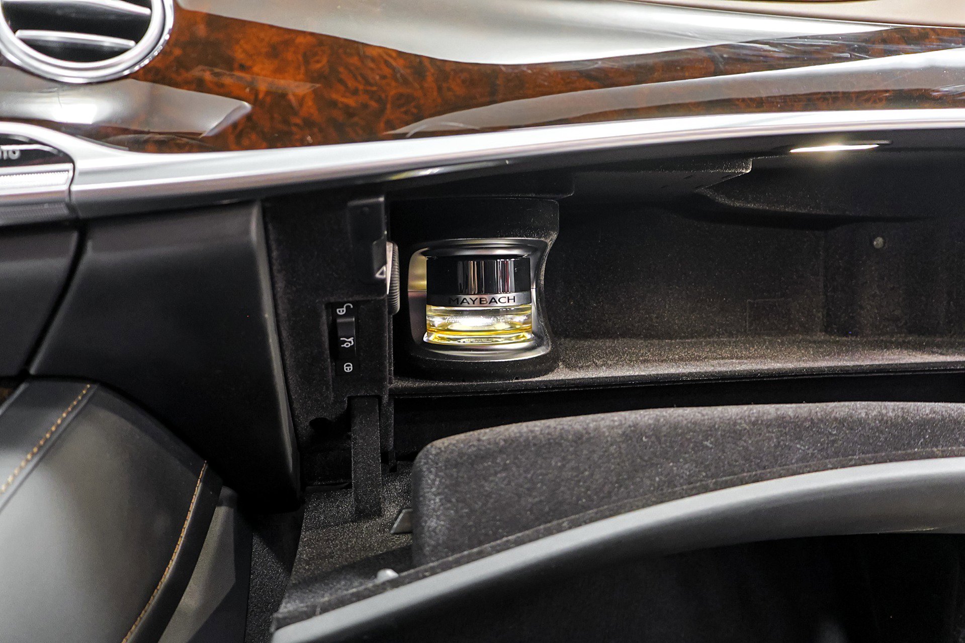 Used 2019 Mercedes-Benz Maybach S 560 4MATIC image 51