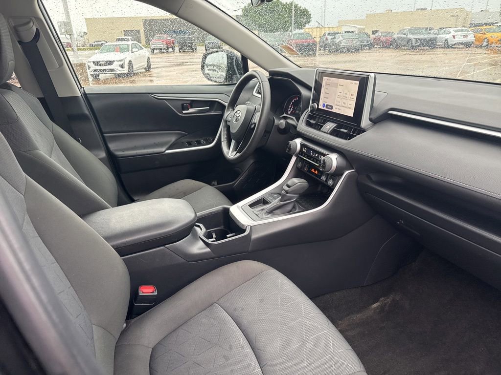 Used 2025 Toyota RAV4 XLE w/ Weather Package FWD image 11