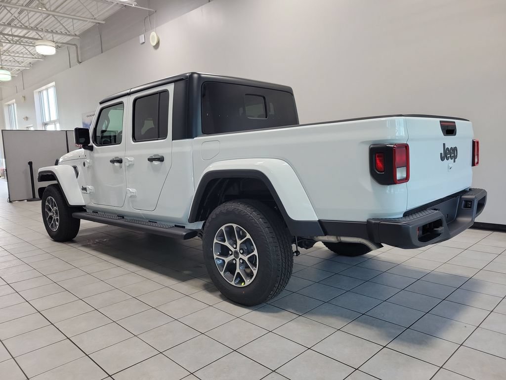 New 2026 Jeep Gladiator Sport AWD/4WD image 5
