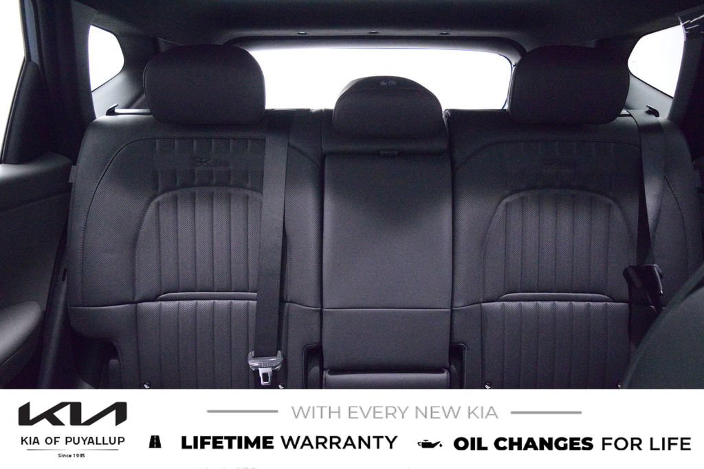 New 2027 Kia Seltos X-Line S w/ X-Line S Premium Package AWD/4WD image 13