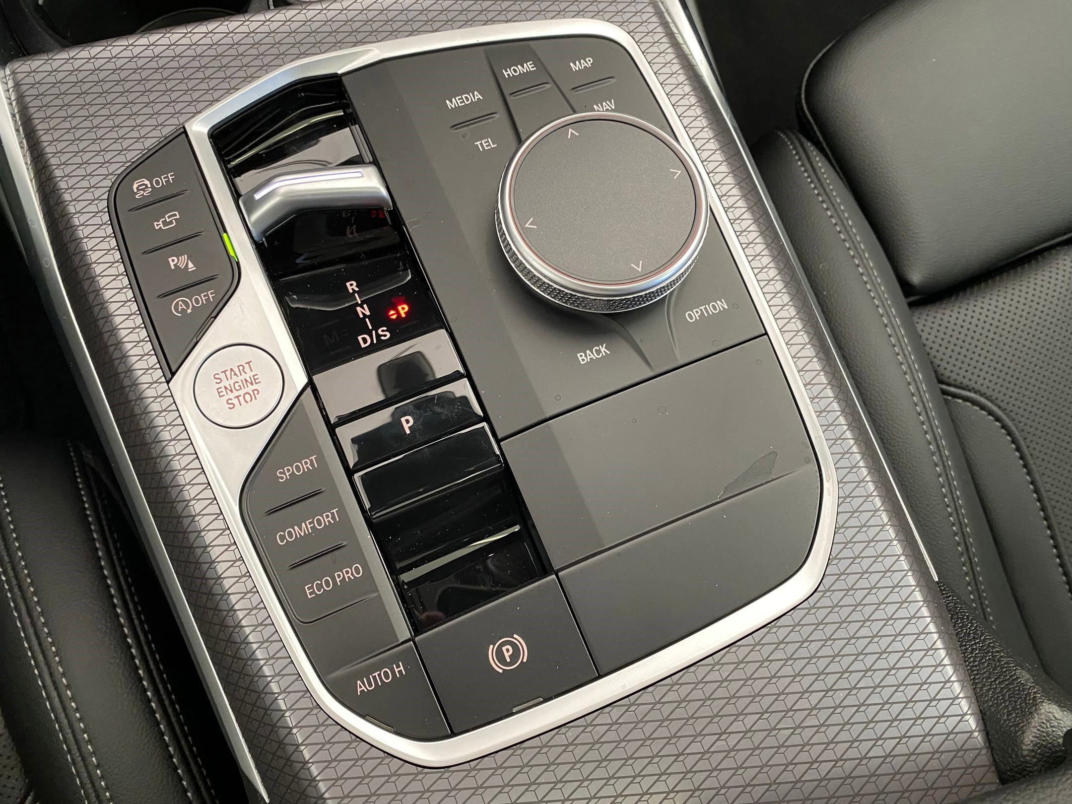 New 2026 BMW 330i xDrive Sedan w/ M Sport Package image 21