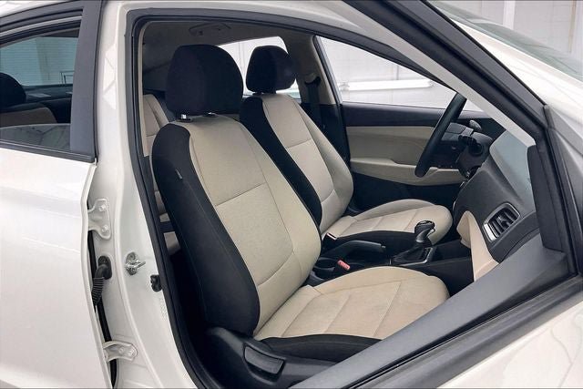 Certified 2022 Hyundai Accent SE FWD image 7
