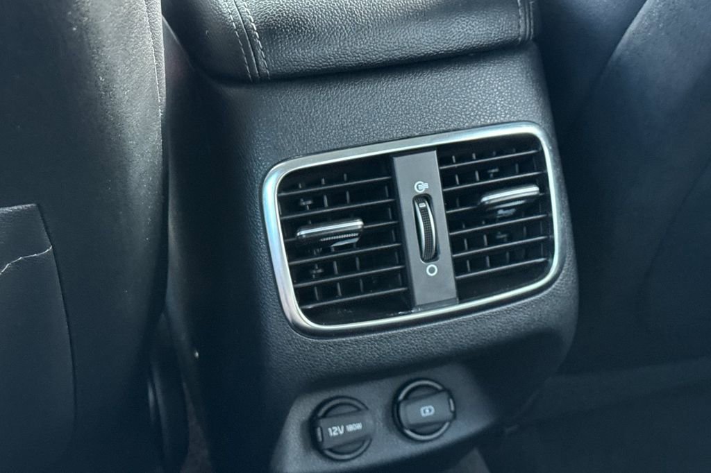 Used 2018 Kia Optima EX image 16