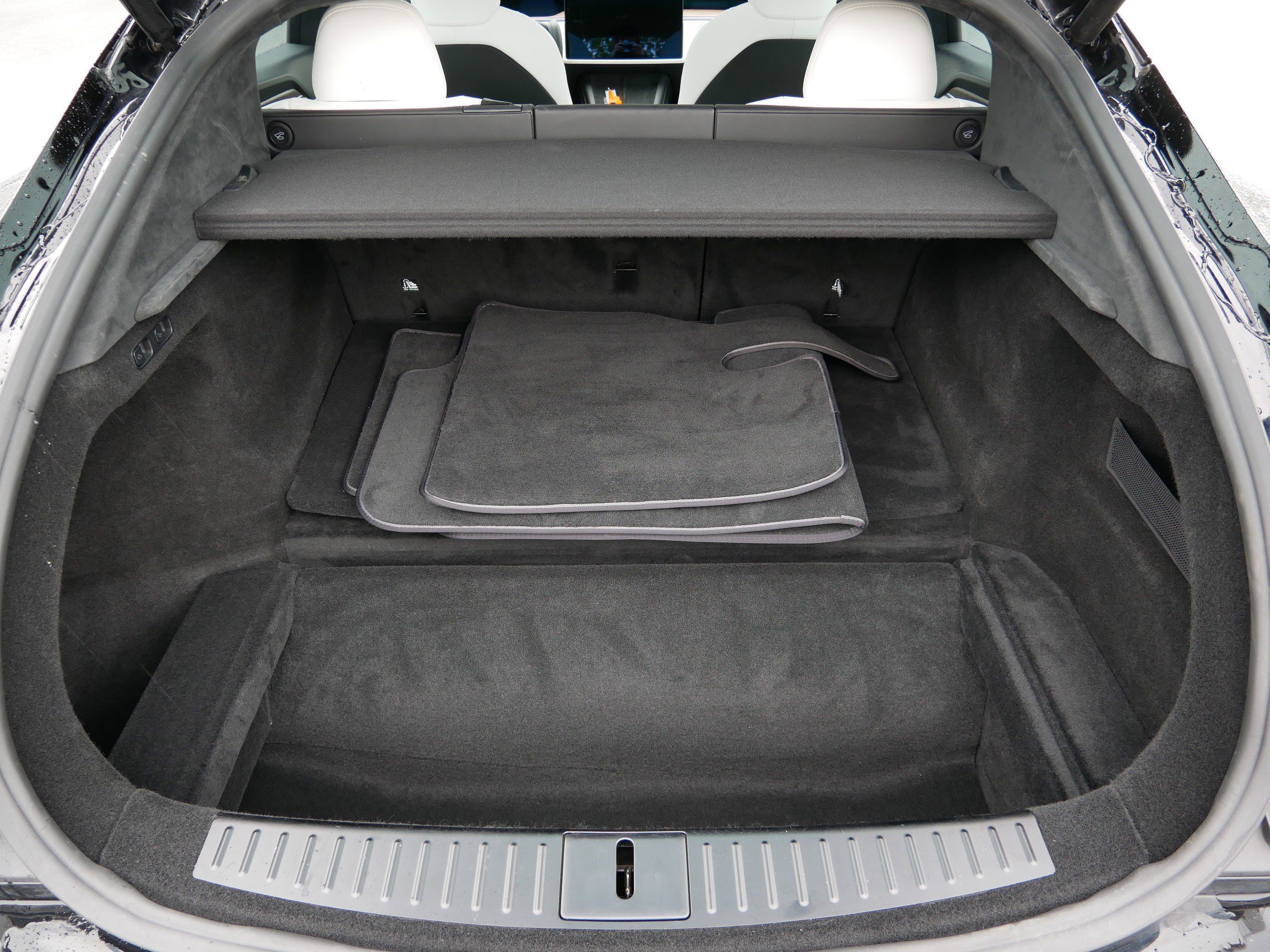 Used 2022 Tesla Model S AWD/4WD image 18