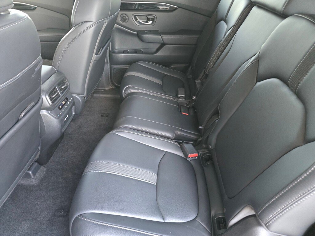 Certified 2023 Honda Pilot Touring image 15