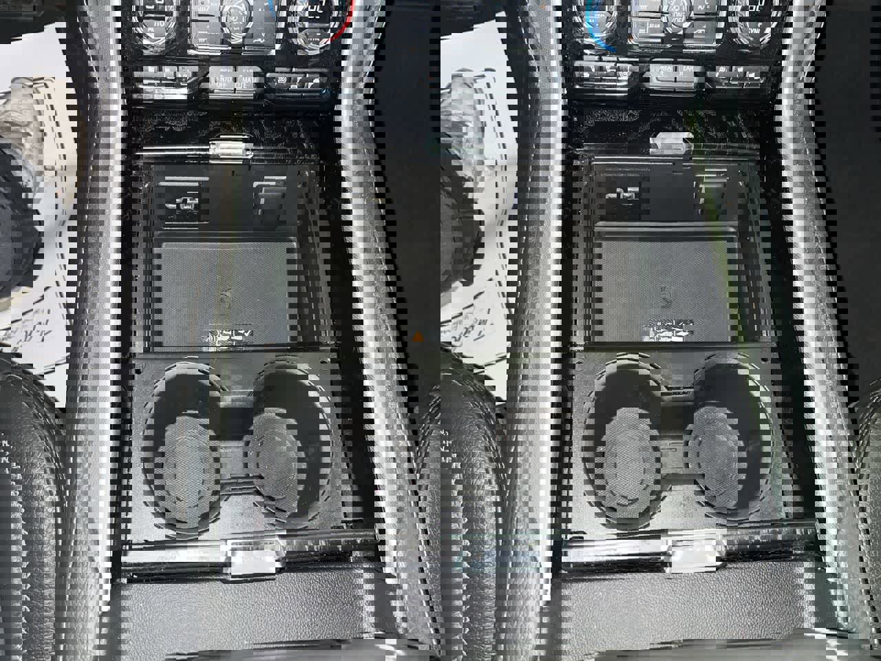 Used 2024 GMC Yukon Denali image 22