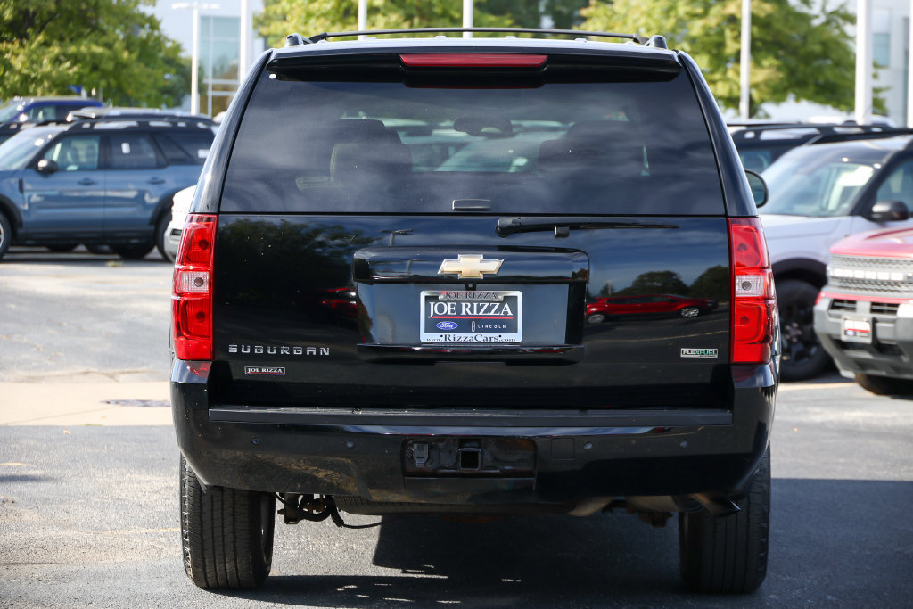 Used 2011 Chevrolet Suburban LT AWD/4WD image 19