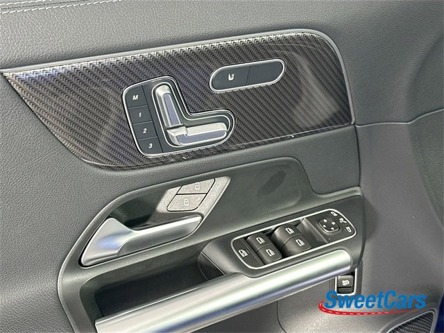 Used 2024 Mercedes-Benz GLA 35 AMG 4MATIC image 39