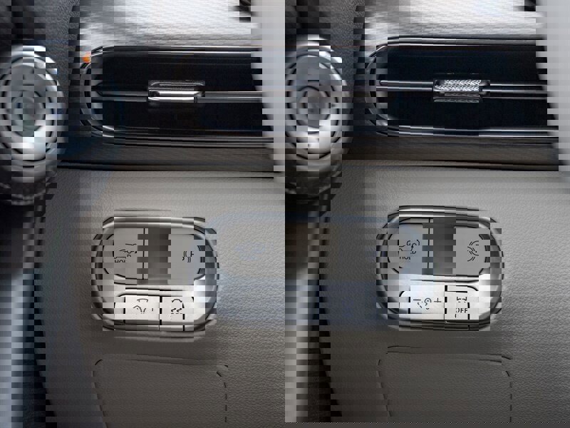 Used 2025 Genesis GV60 RWD image 31