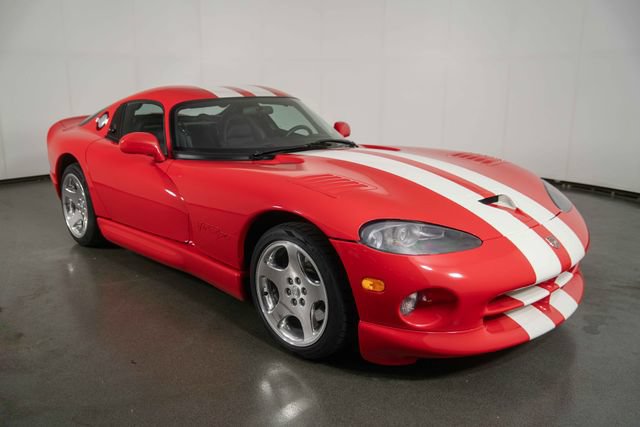Used 2002 Dodge Viper GTS RWD image 2