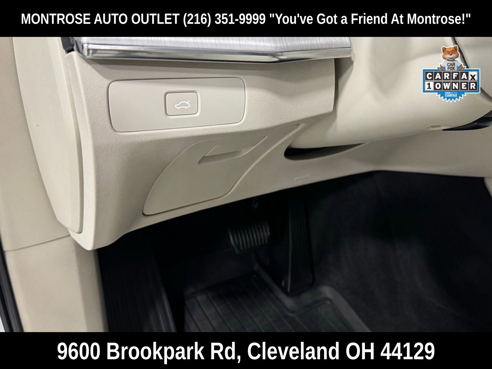 Used 2023 Volvo XC90 B5 Core w/ Climate Package image 16