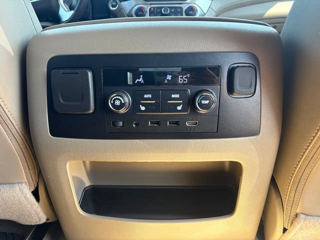 Used 2018 GMC Yukon SLT w/ Open Road Package RWD image 45