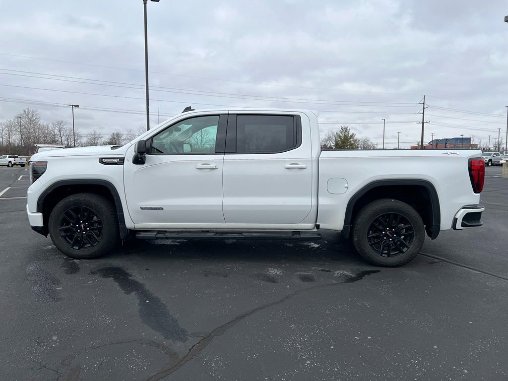 Used 2024 GMC Sierra 1500 Elevation w/ Elevation Premium Package image 3