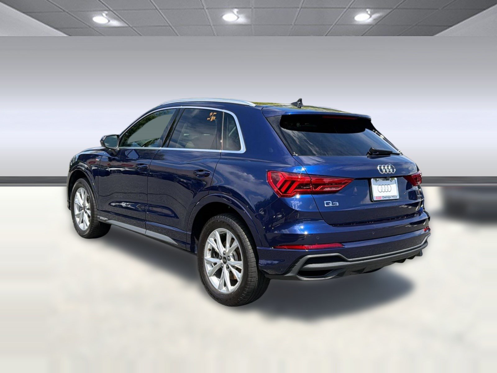Used 2024 Audi Q3 2.0T Premium Plus AWD/4WD image 3