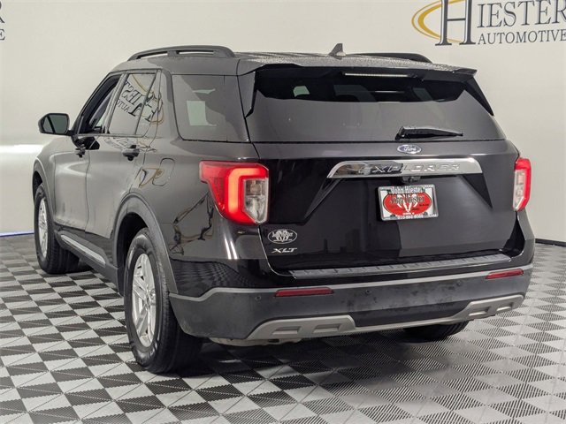 Used 2021 Ford Explorer XLT w/ Equipment Group 202A image 5