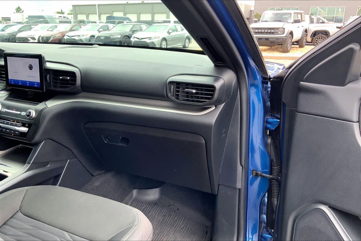 Certified 2020 Ford Explorer XLT RWD image 18