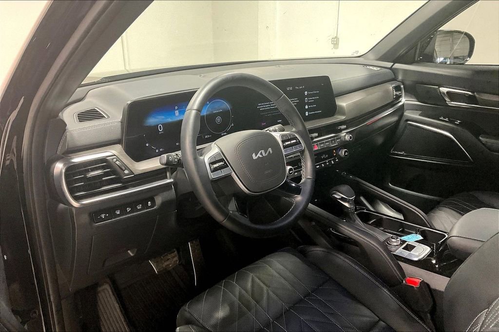 Used 2025 Kia Telluride SX X-Line AWD/4WD image 16