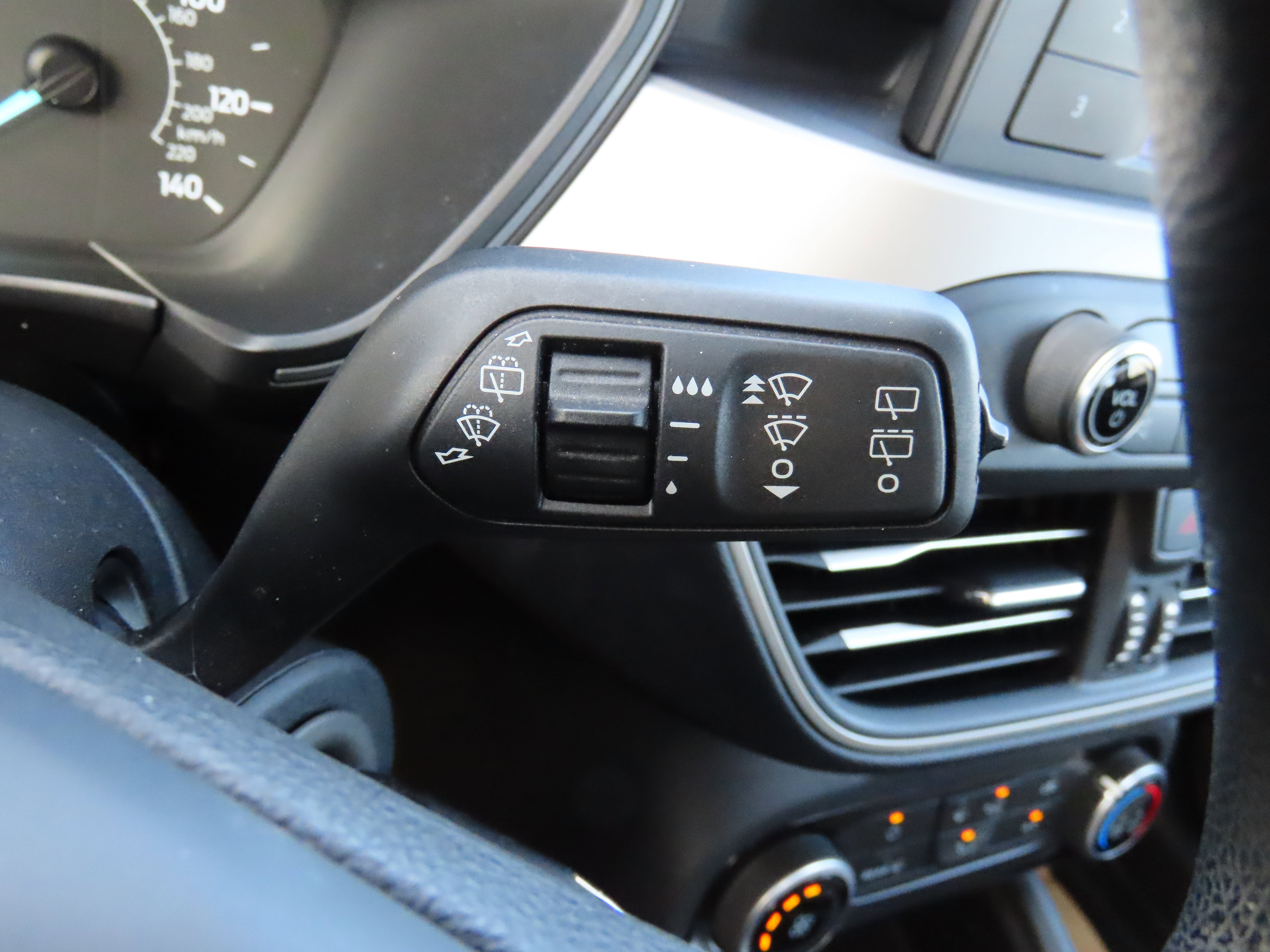 Used 2022 Ford Escape S image 31