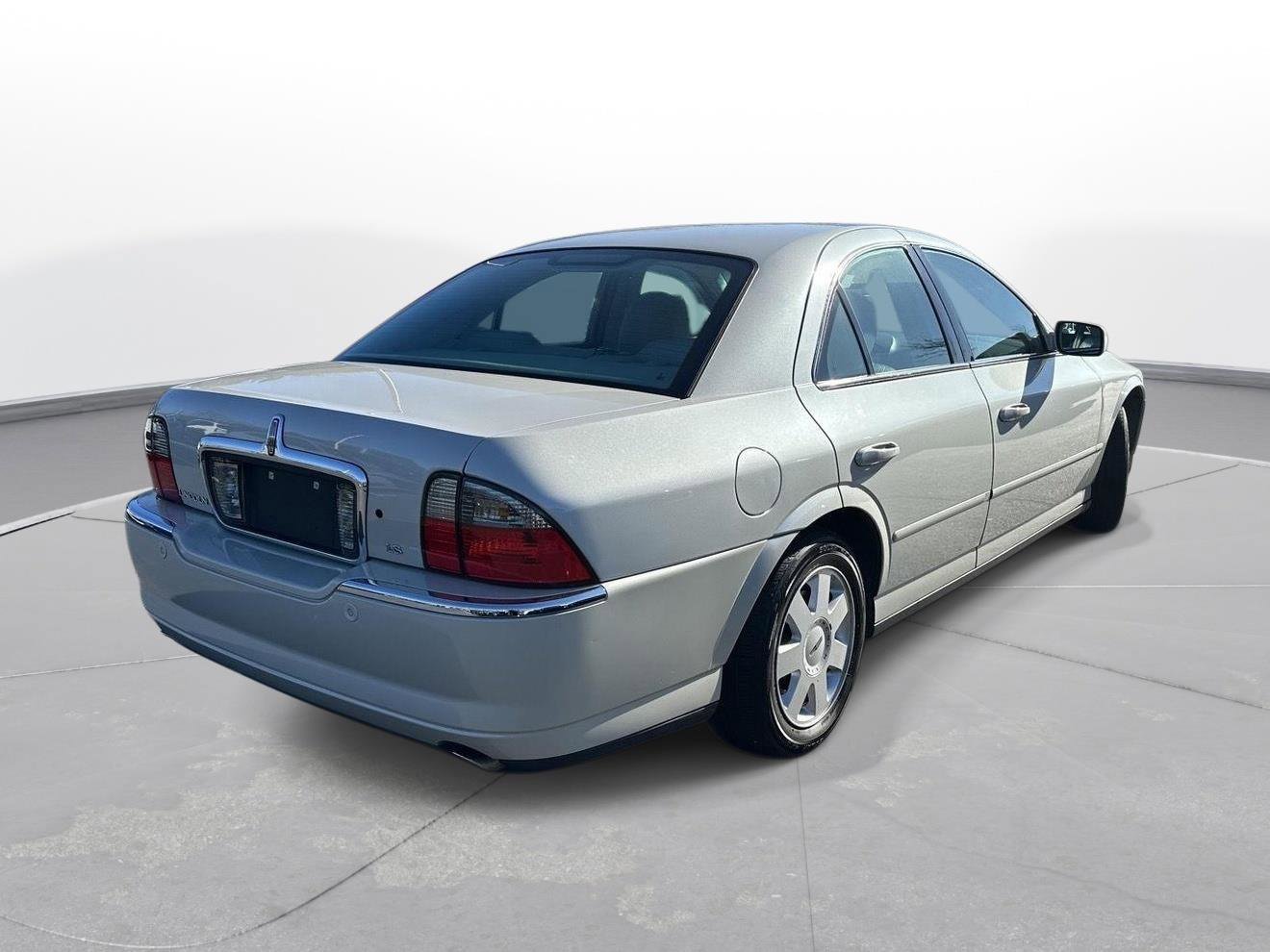 Used 2005 Lincoln LS image 6