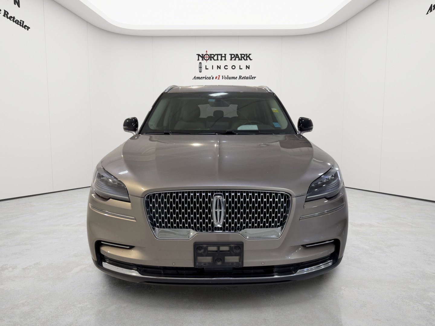 Used 2021 Lincoln Aviator 2WD image 7